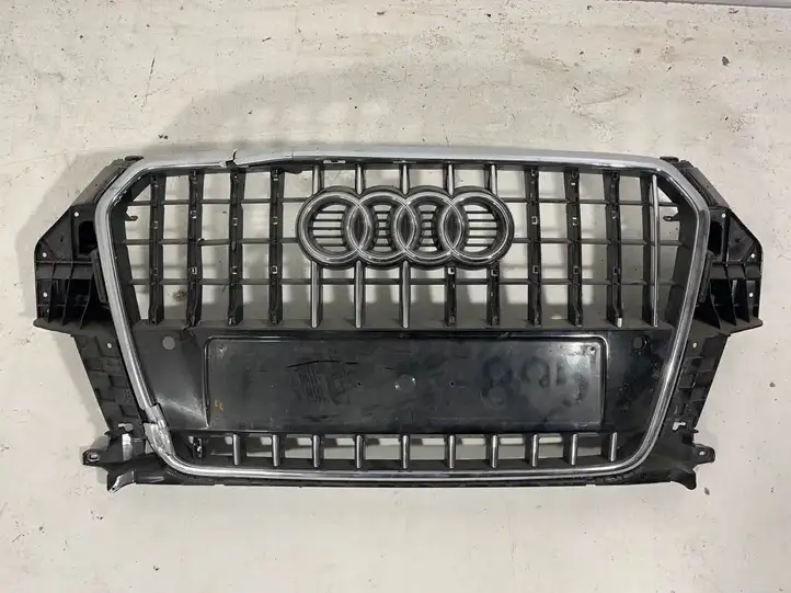 Audi Q3 8U (2011 - 2014) 8U0853653A Передняя решетка — фото 6