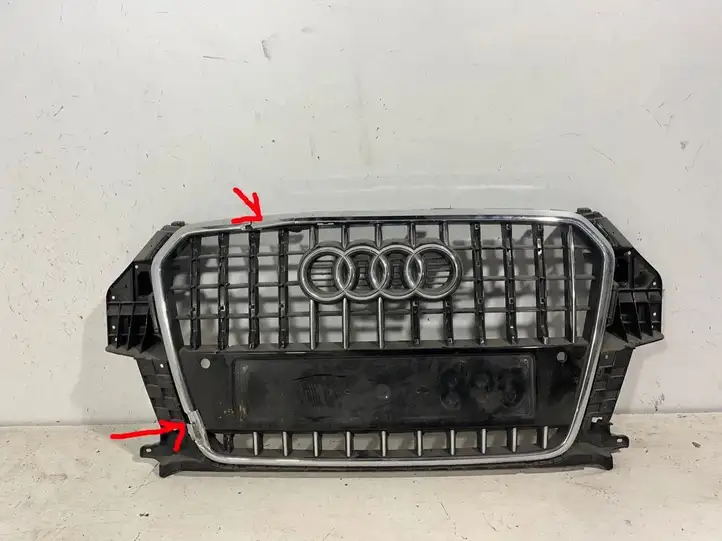 Audi Q3 8U (2011 - 2014) 8U0853653A Передняя решетка — фото 8