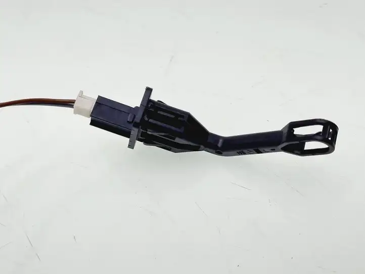 BMW 5 F10 F11 (2009 - 2016) 9158879 Прочая электропроводка — фото 4