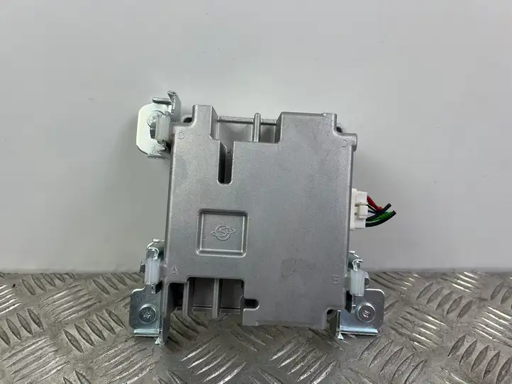 SsangYong Rexton (2017 - )  8125036000 Другие блоки управления / модули