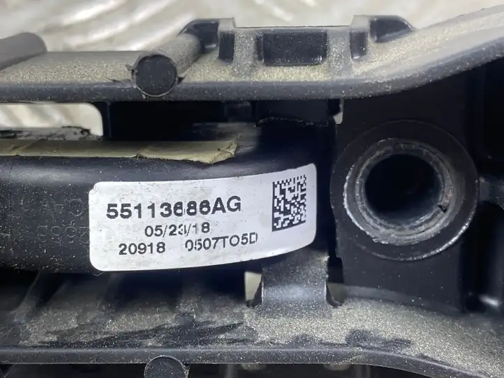 Jeep Grand Cherokee (2010 - 2021) 55113686AG Наружная ручка задней двери — фото 2