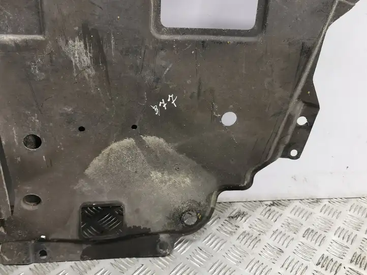 Ford Focus (2011 - 2015) 5141002170 Защита двигателя — фото 6