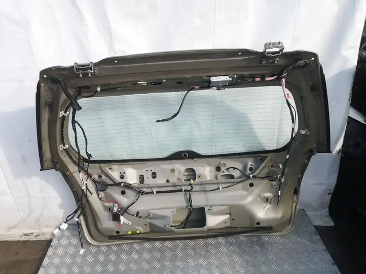 Subaru Outback (2007 - 2009) Крышка багажника — фото 2