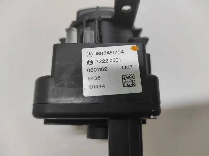 Mercedes-Benz A W169 (2004 - 2012) 1695451704 Включатель фонарей — фото 4