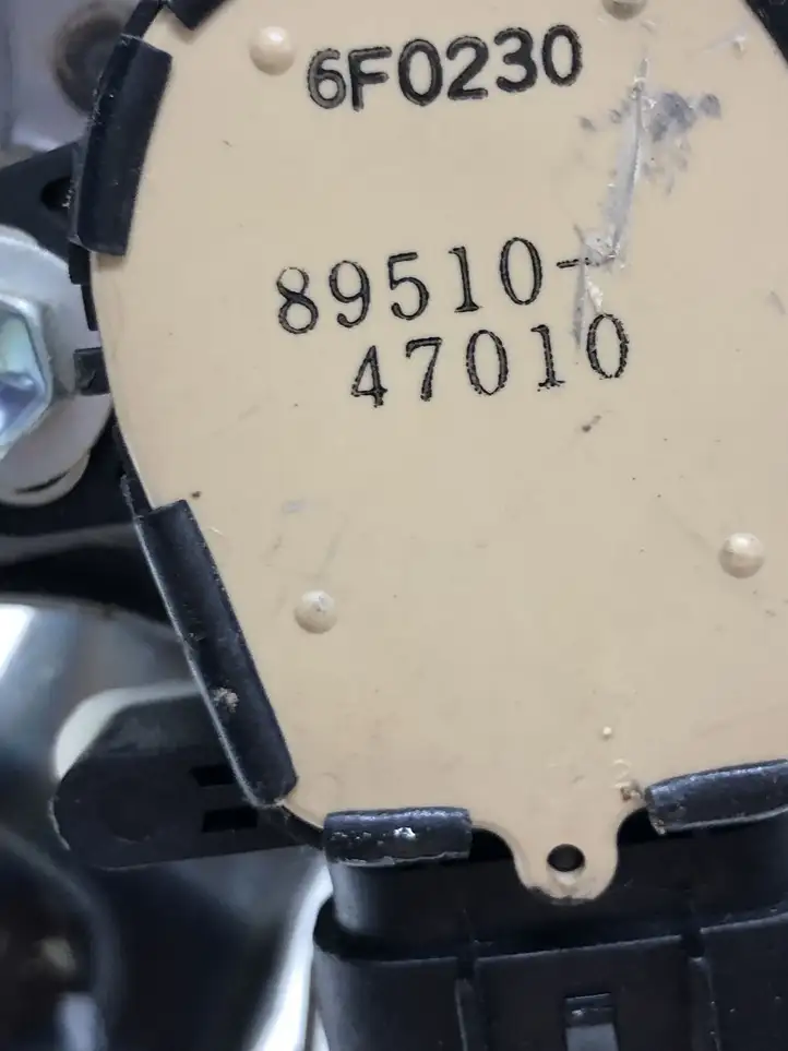 Toyota Prius (XW20) (2003 - 2009) 8951047010 Педаль акселератора — фото 3
