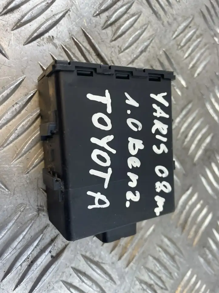 Toyota Yaris (2005 - 2009)  897410D040 Другие блоки управления / модули