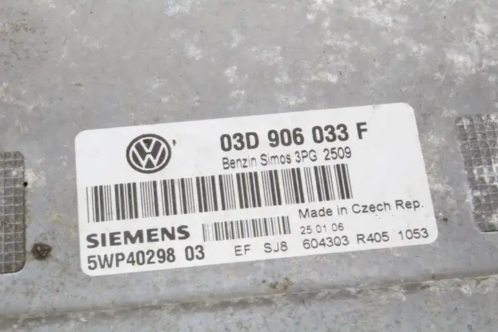 Volkswagen Polo VI (2015 - 2019) 03D906033F Блок управления двигателем (ЭБУ) — фото 2