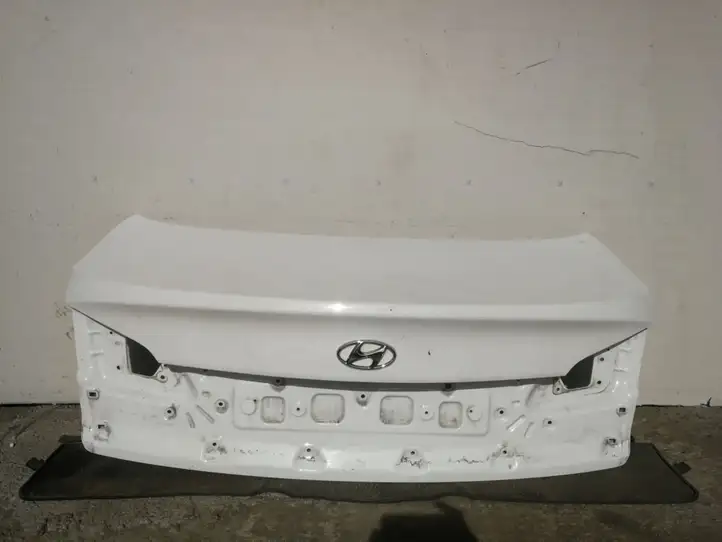 Hyundai i40 (2011 - ) Крышка багажника — фото 1