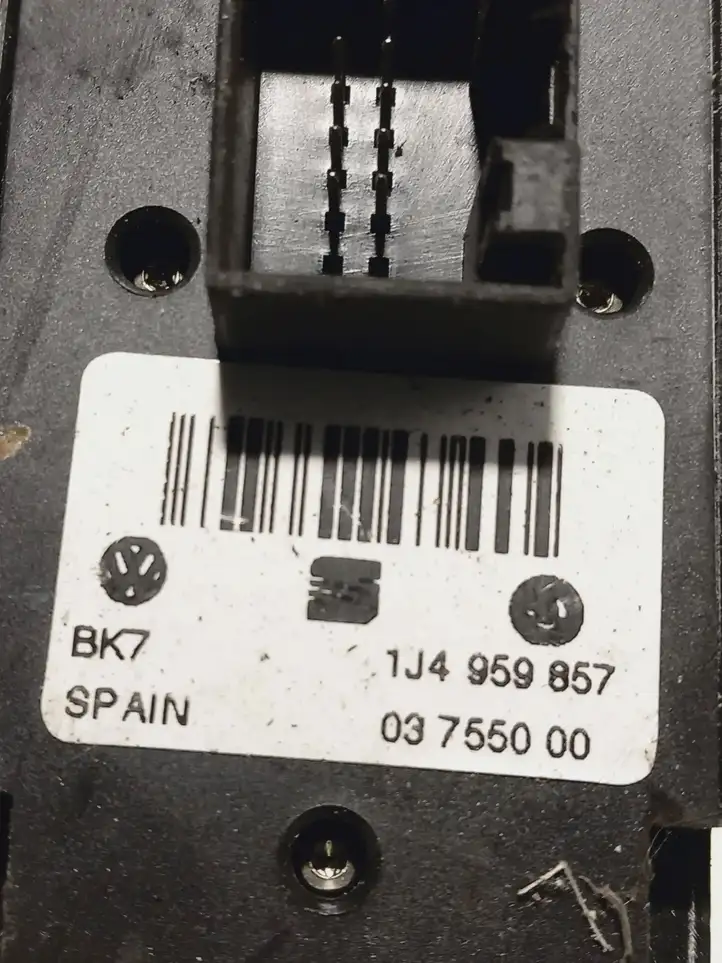 Volkswagen Golf IV (1998 - 2005) 1J4959857 Блок кнопок стеклоподъемников — фото 4