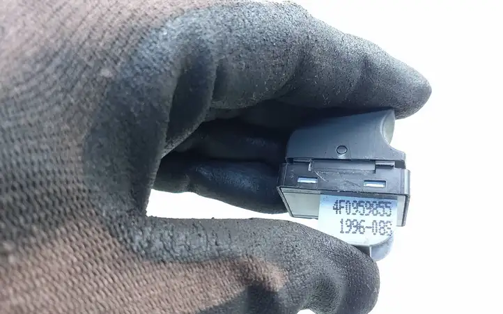Audi A6 S6 C6 4F (2004 - 2008) 4F0959855 Кнопка стеклоподъемников — фото 4