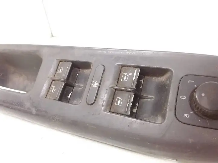 Volkswagen Golf Plus (2004 - 2008) 1K4959857 Кнопка стеклоподъемников — фото 2
