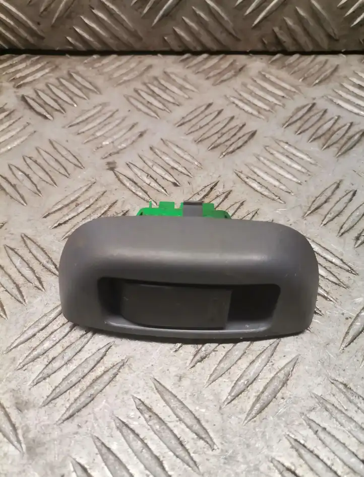 Toyota Aygo AB10 (2005 - 2008) Блок кнопок стеклоподъемников — фото 1