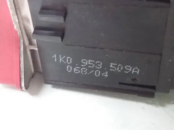 Volkswagen Golf V (2003 - 2009) 1K0953509A Включатель аварийных фонарей — фото 3