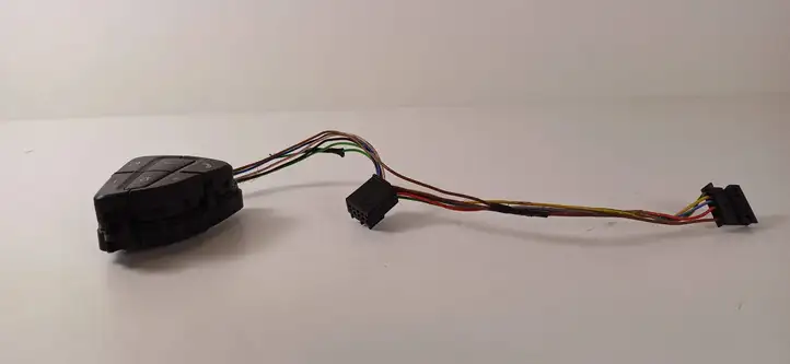 Mercedes-Benz C AMG W205 (2014 - ) A0999050300 Кнопки на рулевом колесе — фото 2