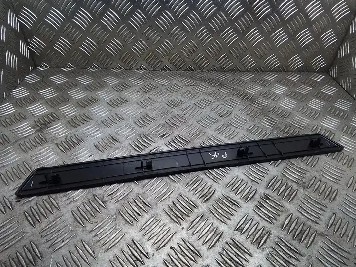 Toyota Prius+ (ZVW40) (2011 - 2018) 6791147050 Внутренняя отделка переднего порога — фото 2