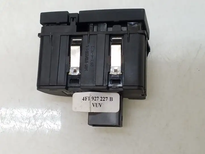 Audi A6 S6 C6 4F (2004 - 2008) 4F1927227B Другие включатели / ручки/ переключатели — фото 4