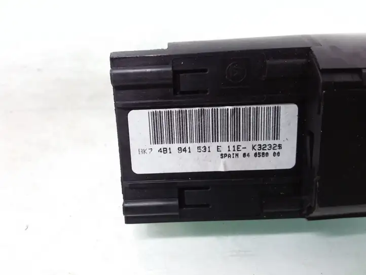 Audi A6 Allroad C5 (2000 - 2006) 4B1941531E Включатель фонарей — фото 3