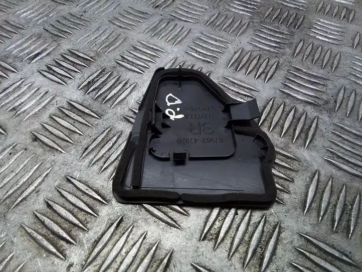 Toyota Prius+ (ZVW40) (2011 - 2018) 8796347020 Прочие детали салона — фото 2