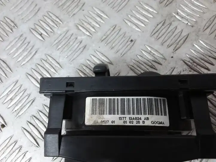 Ford Mondeo Mk III (2000 - 2007) 1S7T13A024AB Включатель фонарей — фото 3