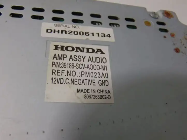 Honda Element (2003 - 2005) 39186SCVA01 Усилитель звука — фото 4