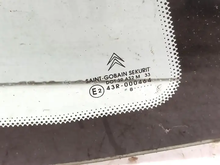 Citroen C2 (2008 - 2014) 43R000464 Заднее боковое стекло — фото 5