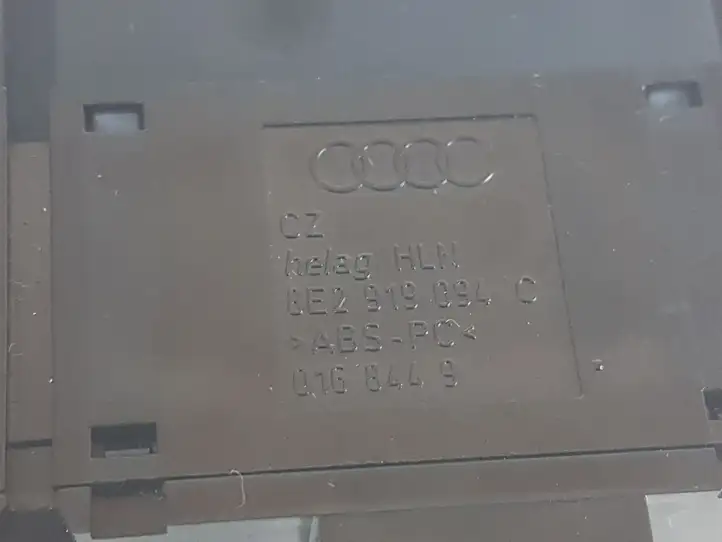 Audi A4 S4 B8 8K (2007 - 2011) 8E2919094C Другие включатели / ручки/ переключатели — фото 2