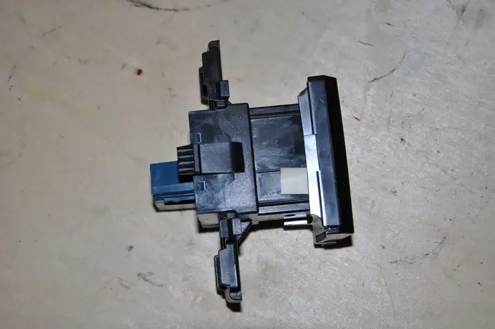 Citroen C4 Grand Picasso (2016 - 2018) 96781160VV00 Кнопка ручного тормоза — фото 5