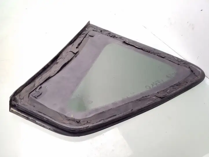 Toyota Corolla Verso E121 (2004 - 2007) AS3 Заднее боковое стекло — фото 3