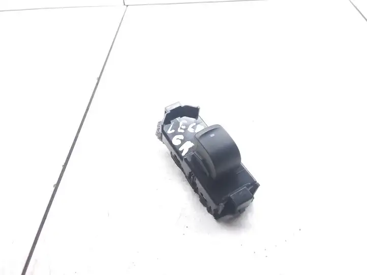 Subaru Legacy (2003 - 2009) R210 Кнопка стеклоподъемников — фото 1