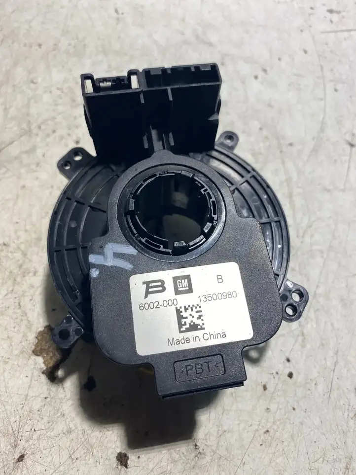 Opel Astra J (2009 - 2012) 13500980 Контактное кольцо SRS — фото 1