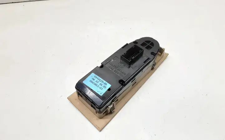 BMW 3 E90 E91 (2005 - 2012) 6948625 Кнопка стеклоподъемников — фото 2