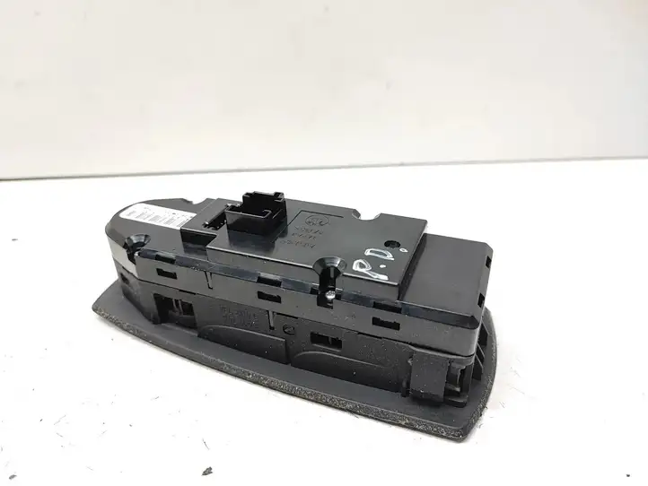 BMW X3 E83 (2003 - 2010) 3414353 Кнопка стеклоподъемников — фото 2