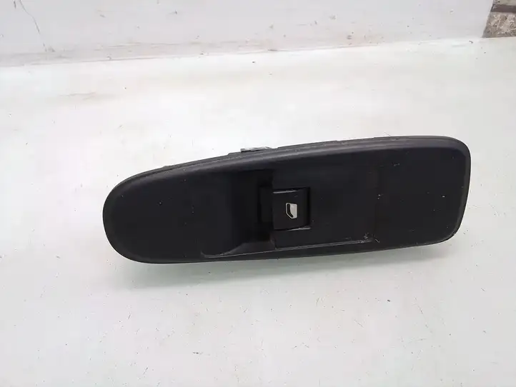 Citroen C4 I Picasso (2006 - 2013) 96639377ZD Блок кнопок стеклоподъемников — фото 1