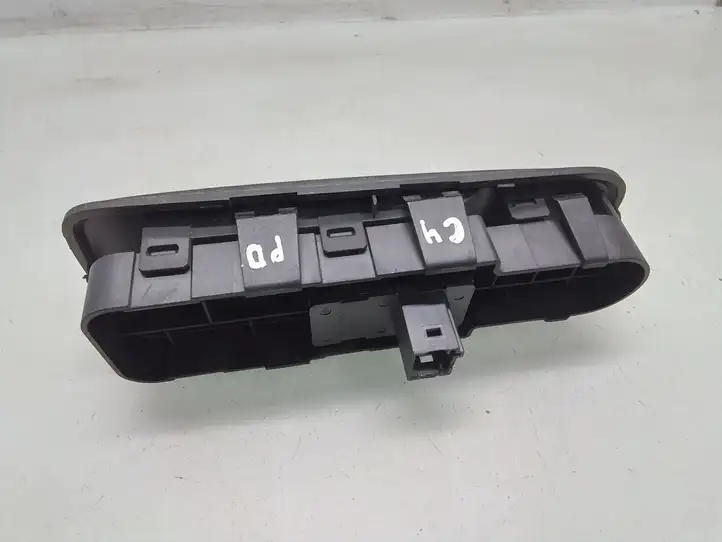 Citroen C4 I Picasso (2006 - 2013) 96639377ZD Блок кнопок стеклоподъемников — фото 3