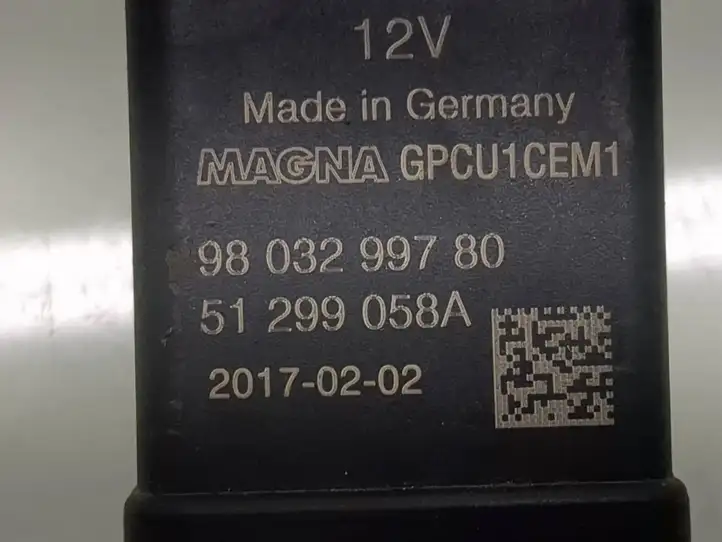 Ford Kuga II (2013 - 2019) 9803299780 Реле накала свечей — фото 3