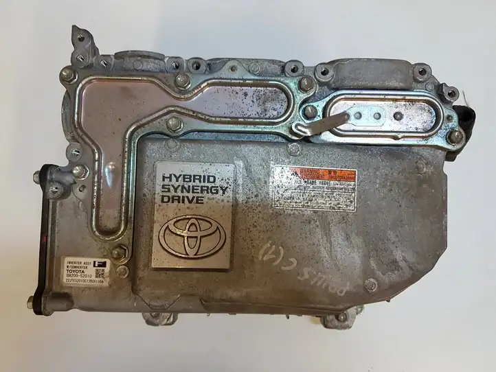 Toyota Prius (XW30) (2009 - 2015) G920052010 Инвертор напряжения — фото 10