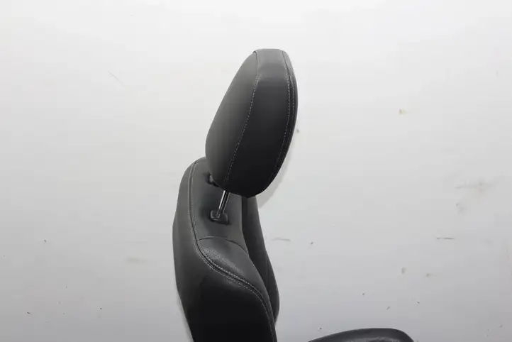 Mitsubishi Outlander (2012 - 2014) Комплект салона — фото 4