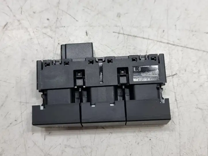 Seat Ibiza IV (6J,6P) (2008 - 2017) 5F0927137F Блок кнопок на панели — фото 5