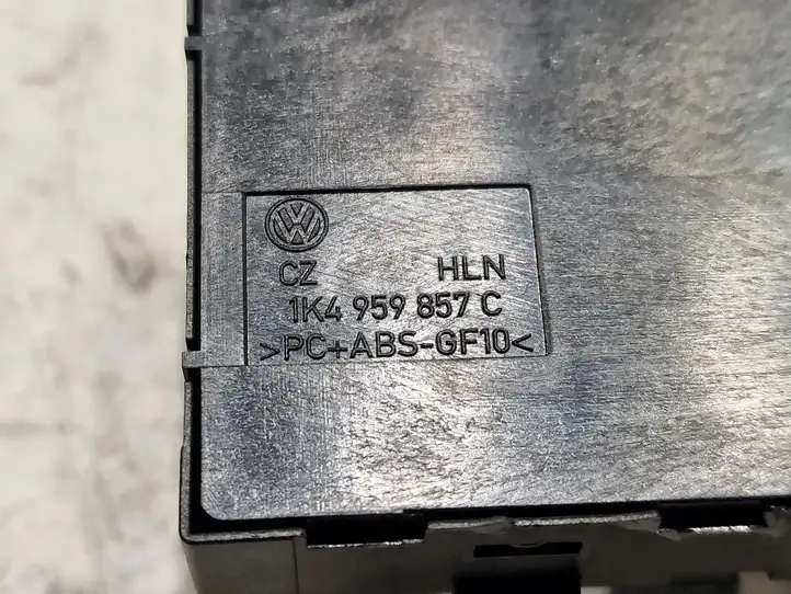 Seat Ibiza IV (6J,6P) (2008 - 2017) 1K4959857C Блок кнопок стеклоподъемников — фото 4