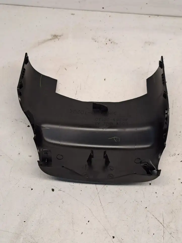 Toyota Yaris (2014 - 2019) 452860D140 Обшивка рулевой колонки — фото 3