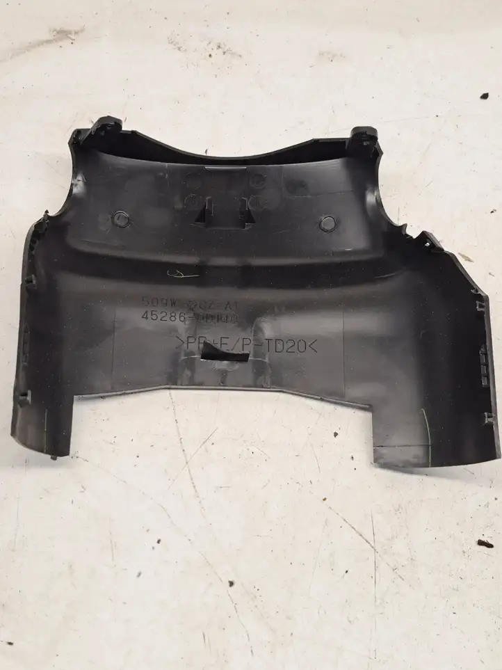 Toyota Yaris (2014 - 2019) 452860D140 Обшивка рулевой колонки — фото 6