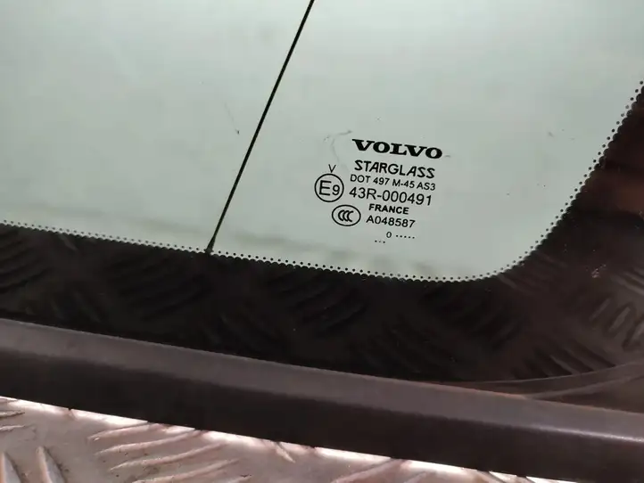 Volvo XC60 (2008 - 2013) Заднее боковое стекло — фото 2