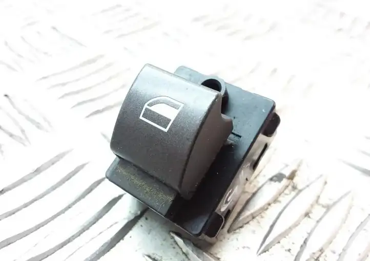 BMW 7 E65 E66 (2001 - 2008) 8379597 Кнопка стеклоподъемников — фото 2