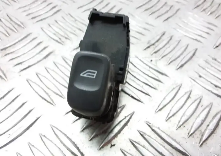 Volvo V70 (2000 - 2004) 9472275 Кнопка стеклоподъемников — фото 2