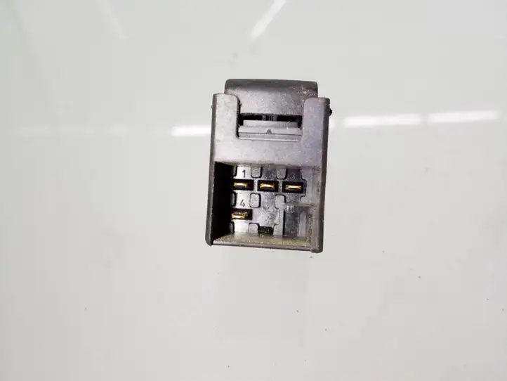 Volkswagen Golf IV (1998 - 2005) 3B0959855B Блок кнопок стеклоподъемников — фото 2