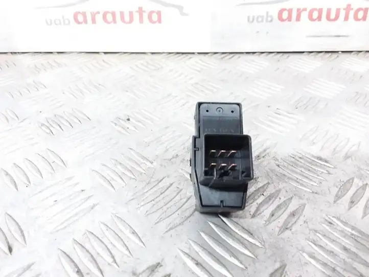 Volvo V70 (2000 - 2004) 9472275 Кнопка стеклоподъемников — фото 2