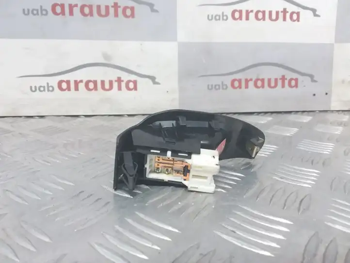 Subaru Legacy (1999 - 2003) 94266AE090 Кнопка стеклоподъемников — фото 2