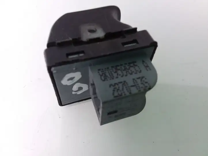 Audi A4 (2007 - 2011)  8K0959855A Кнопка стеклоподъемников