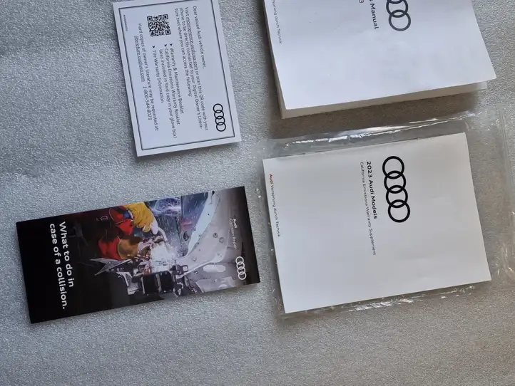 Audi Q3 F3 (2018 - ) 83A012721BJ Сервисная книжка — фото 6