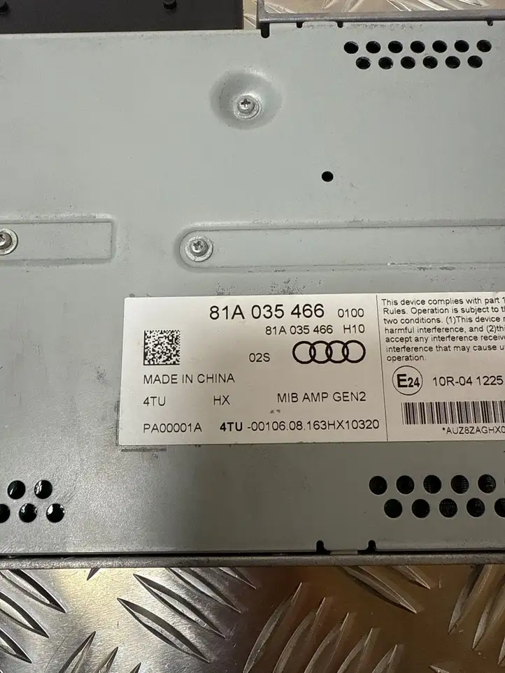 Audi A3/S3 8V (2016 - 2020) 81A035466 Усилитель звука — фото 4